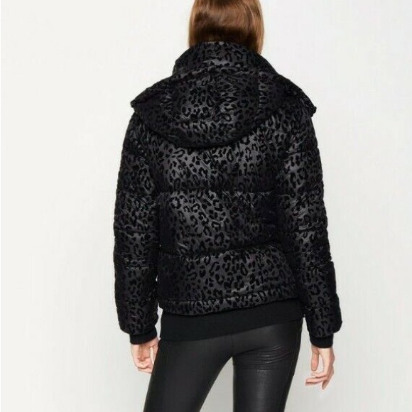 BCBGeneration Hooded Midweight Puffer Jacket in Black/Leopard - Picture 6 of 9